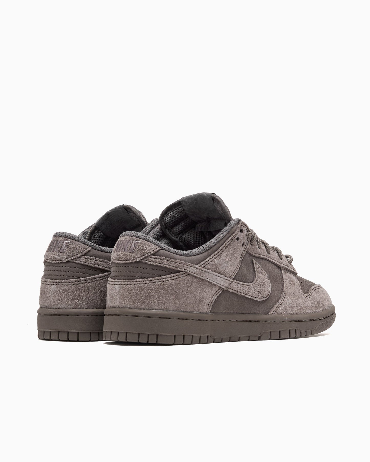 Nike Dunk Low Retro SE "Cave Stone"