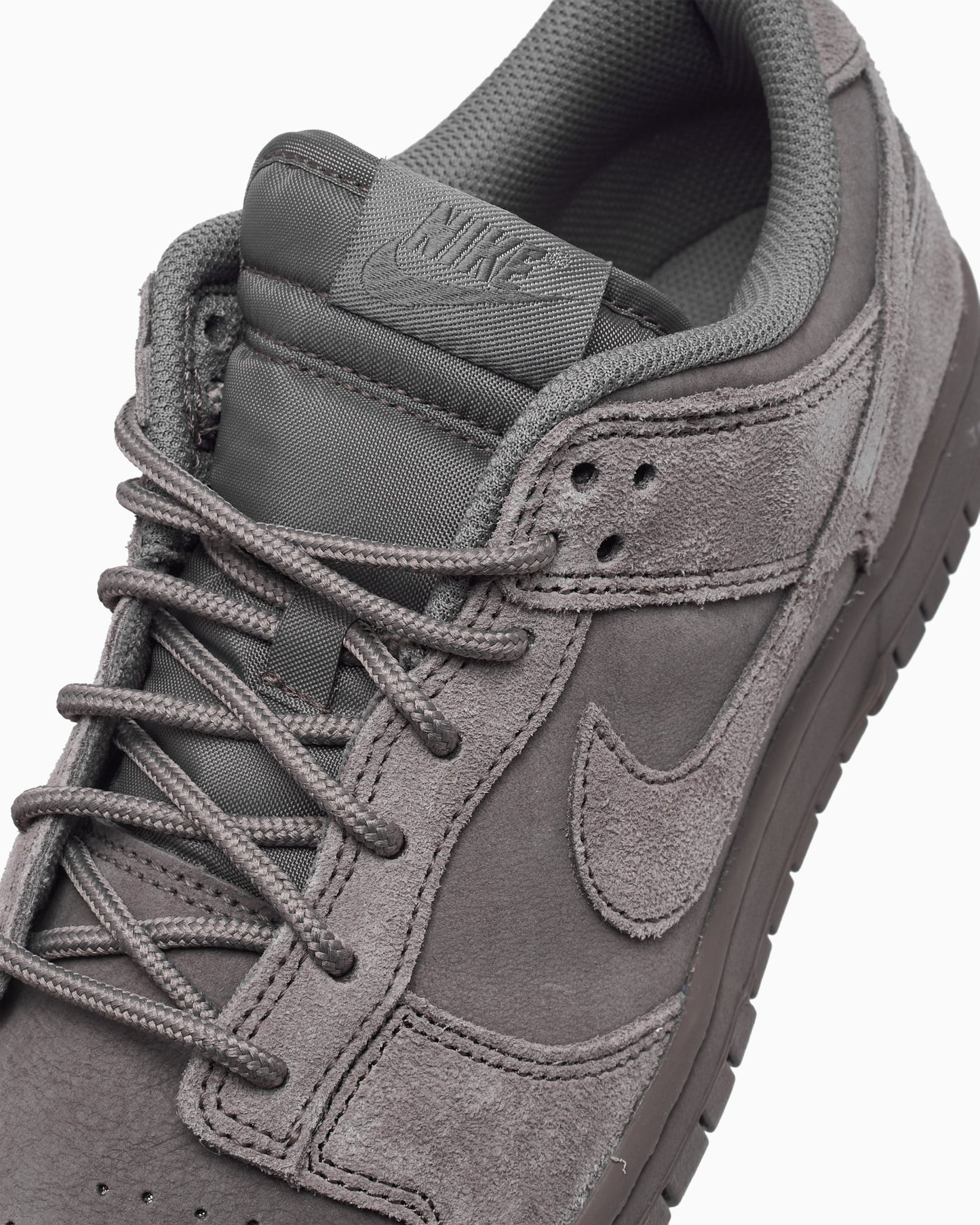 Nike Dunk Low Retro SE "Cave Stone"