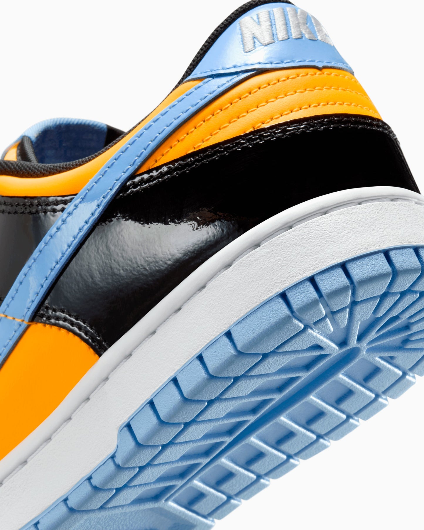 Nike Dunk Low Retro SE