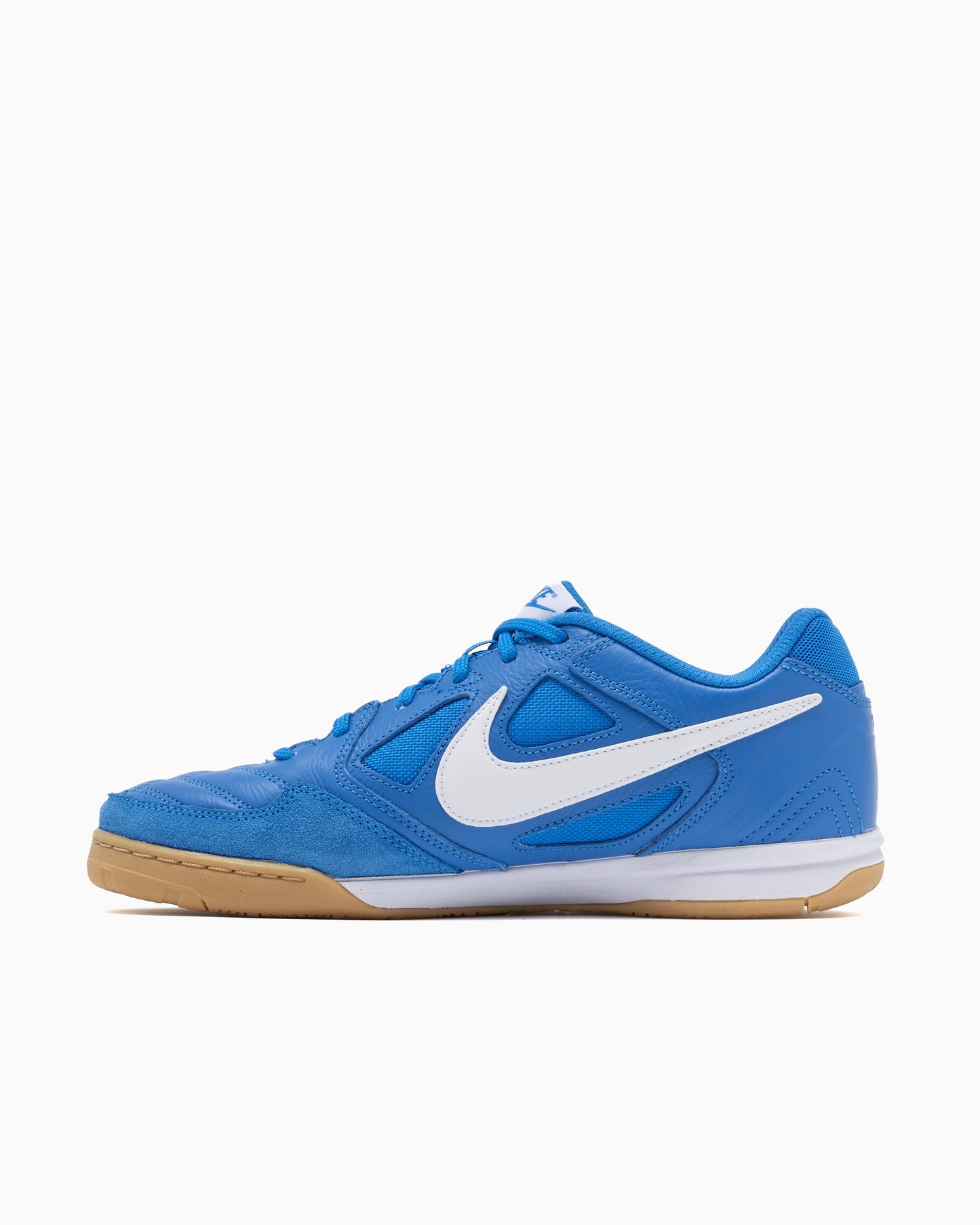 Nike Gato