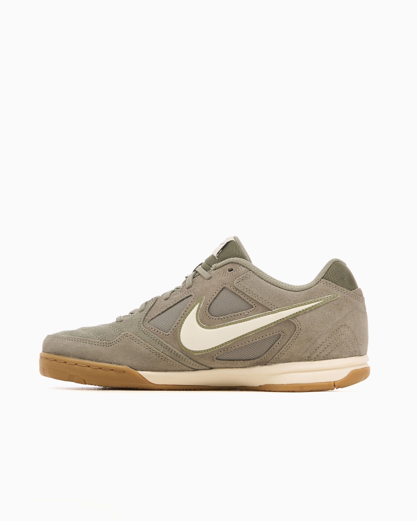 Nike Gato