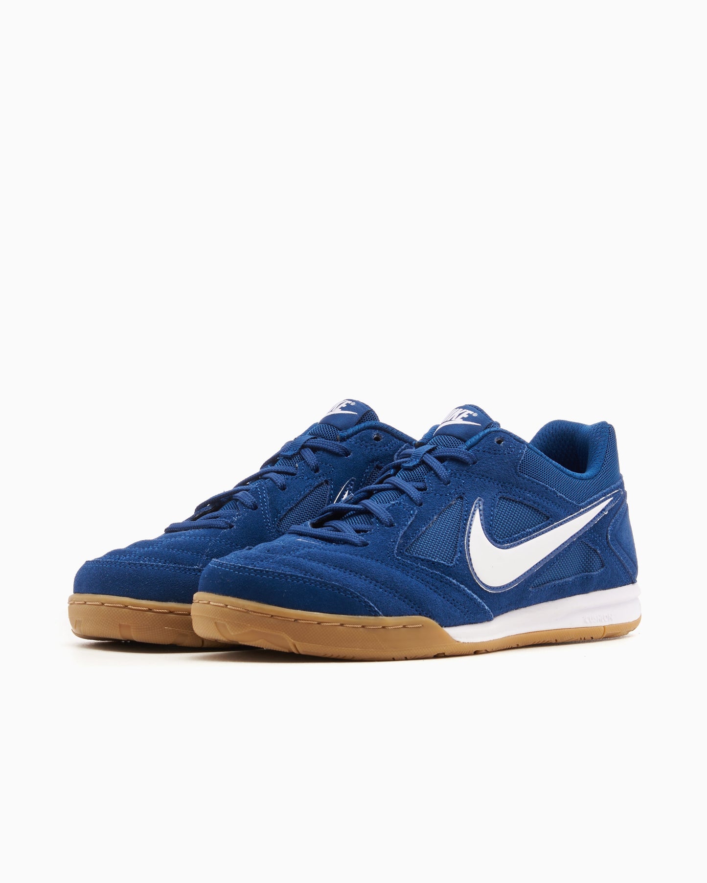 Nike Gato