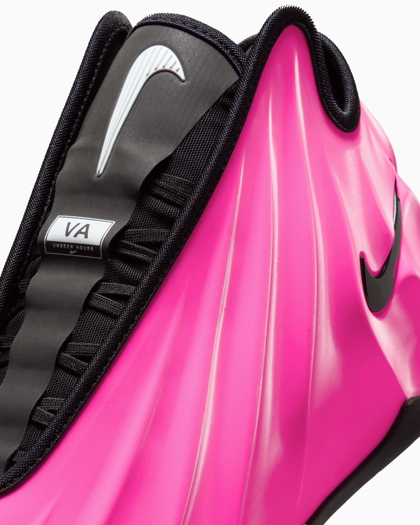 Nike G.T. Future "Hyper Pink"