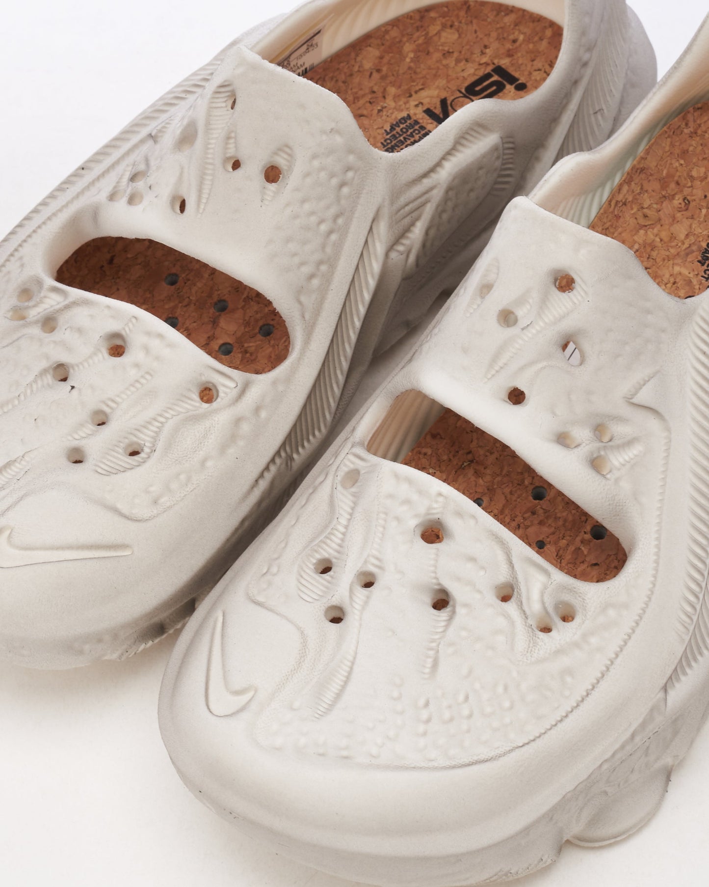 Nike ISPA Universal