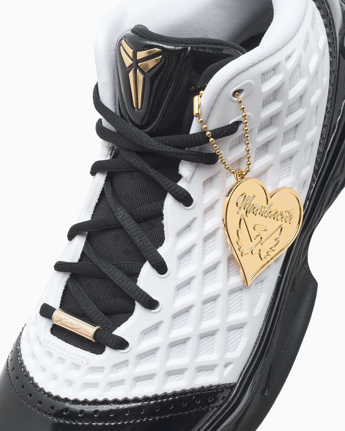 Nike Kobe 3 Low Protro "Mambacita"