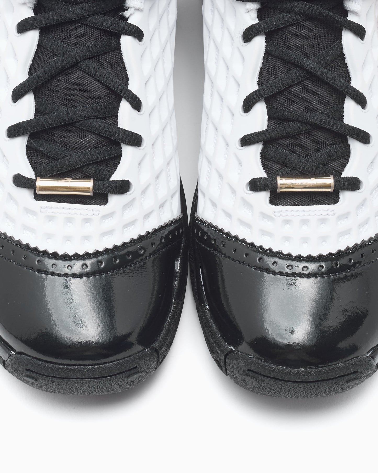 Nike Kobe 3 Low Protro "Mambacita"