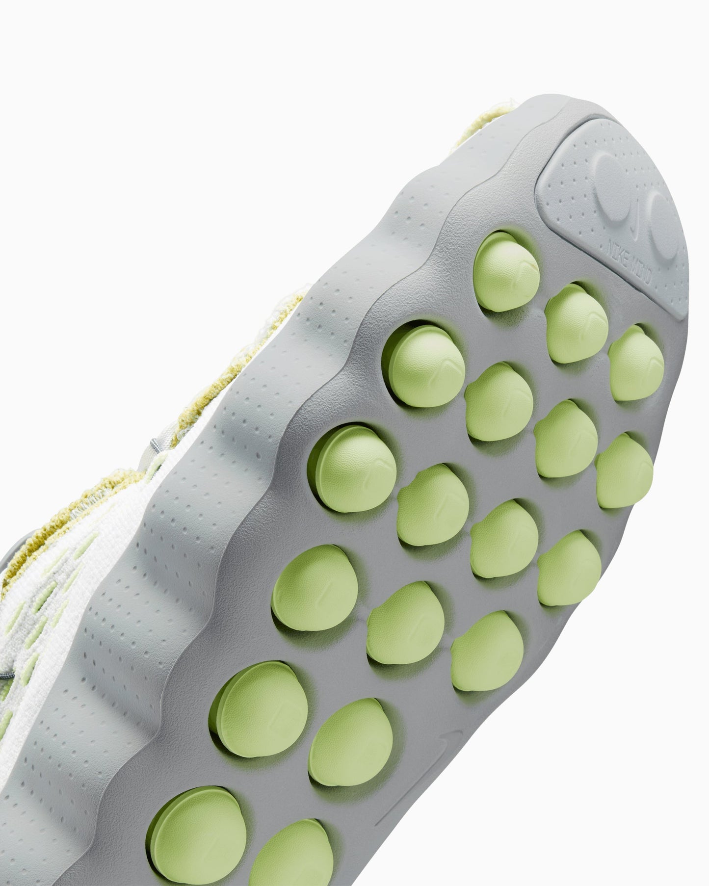 Nike Mind 002 Flyknit "Pure Platinum"