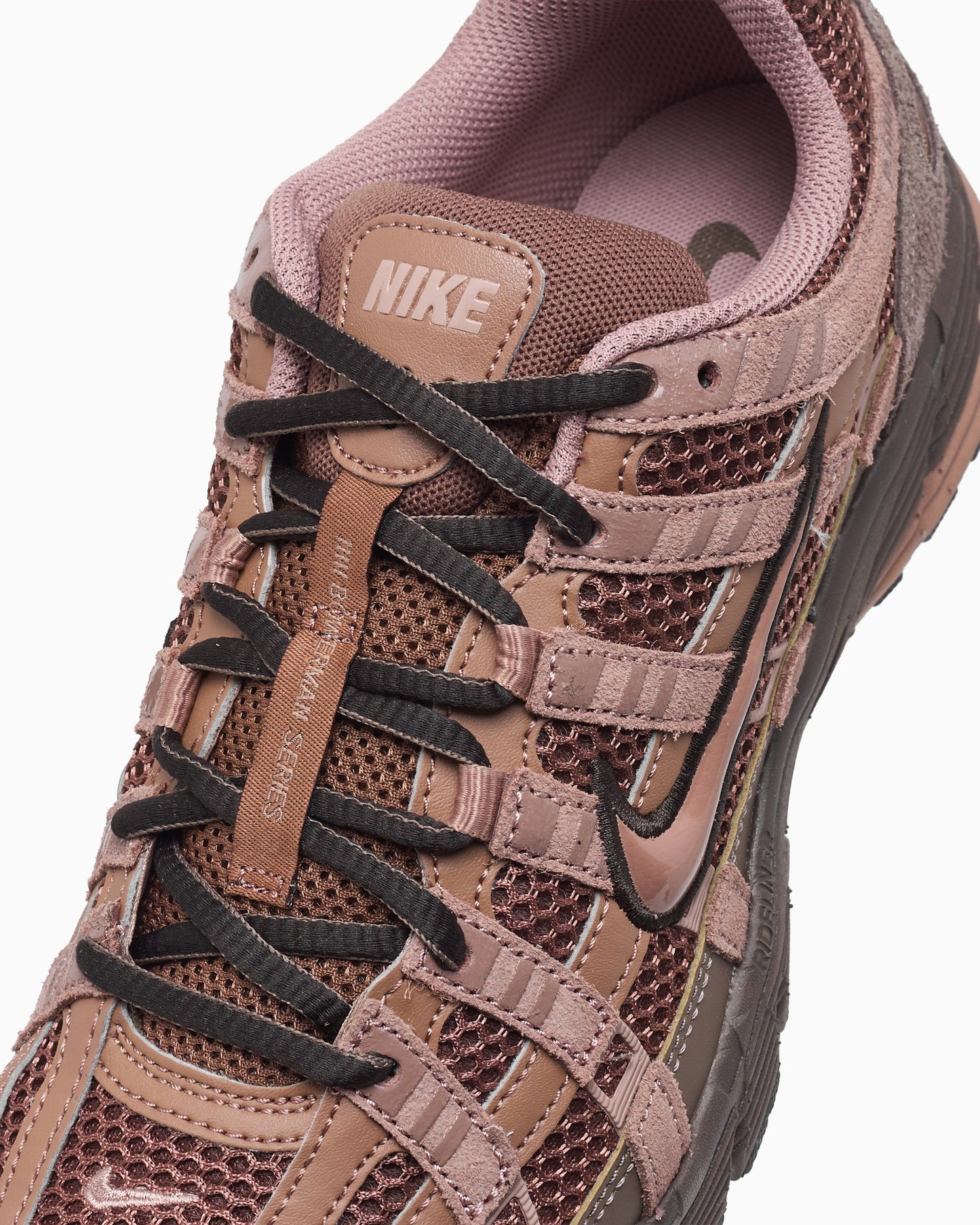 Nike P-6000 SE
