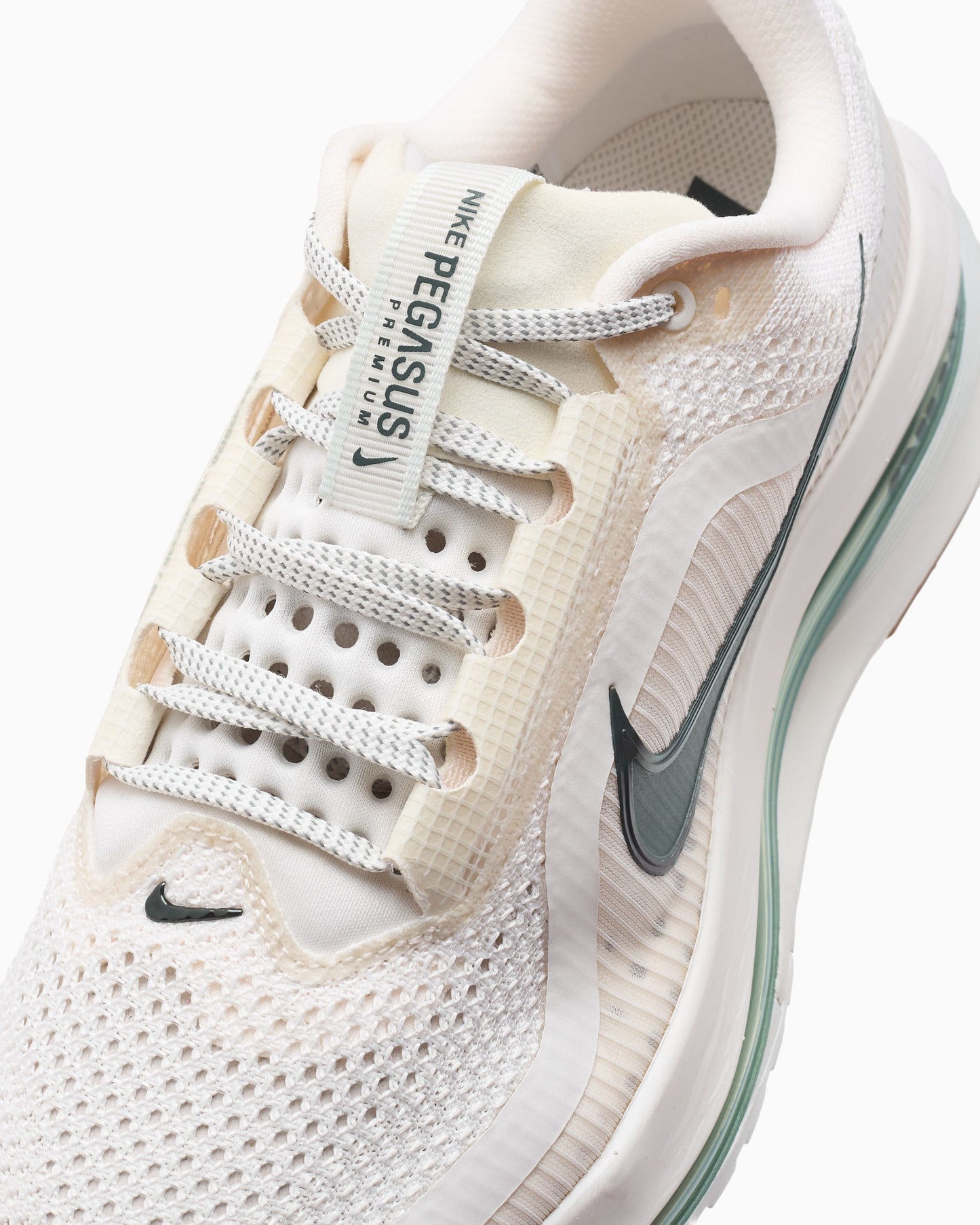 Nike Pegasus Premium