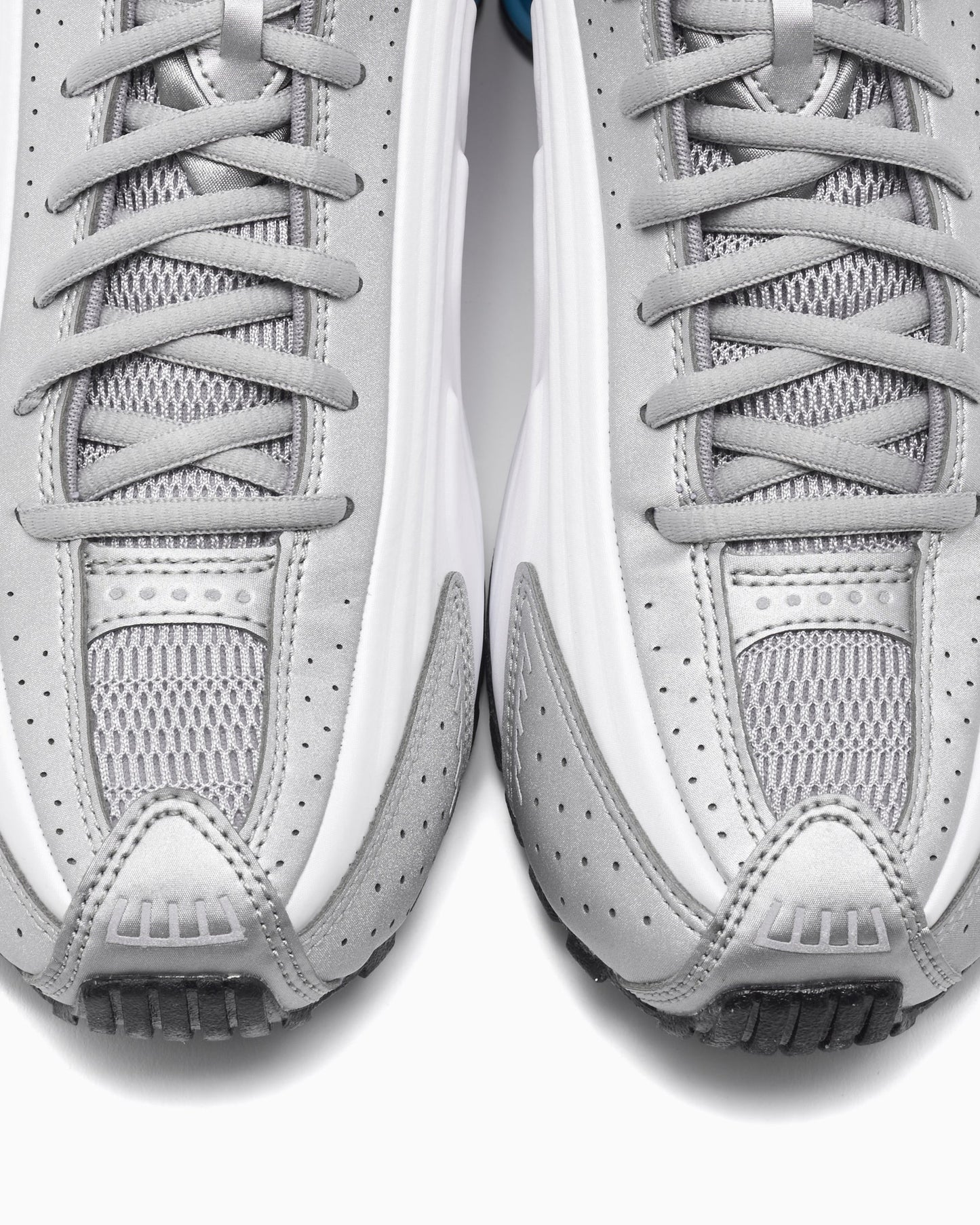 Nike Shox R4