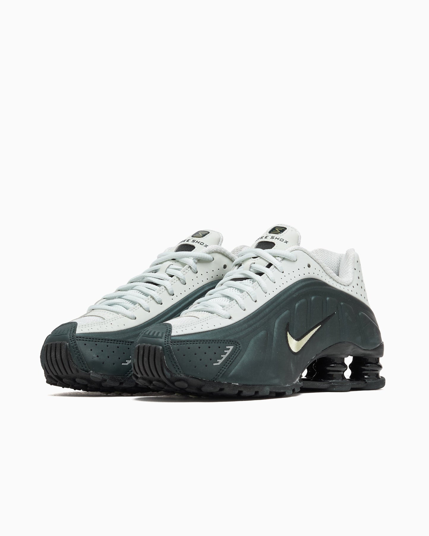 Nike Shox R4