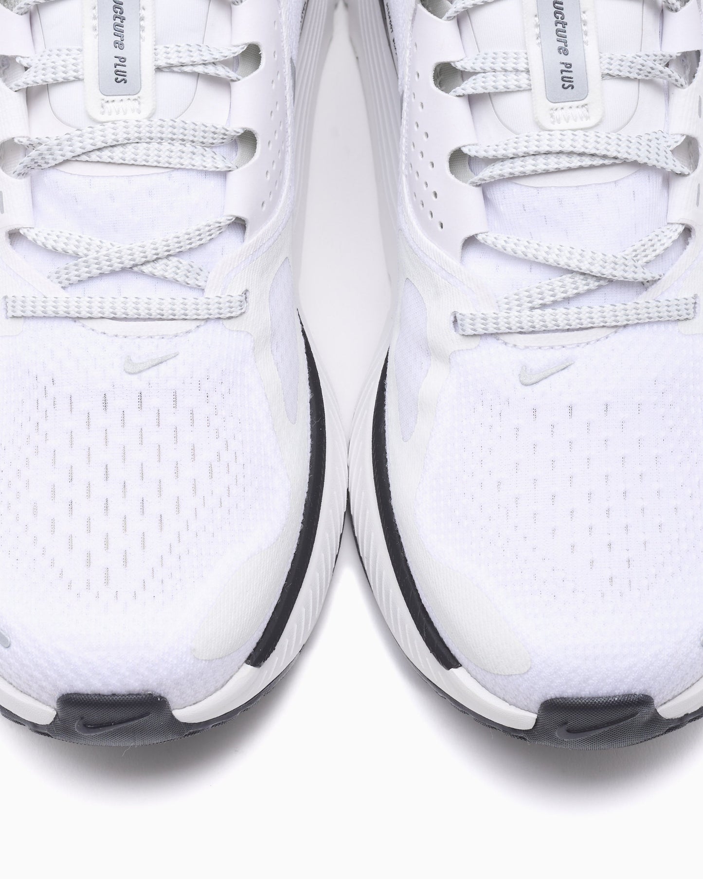 Nike Structure Plus