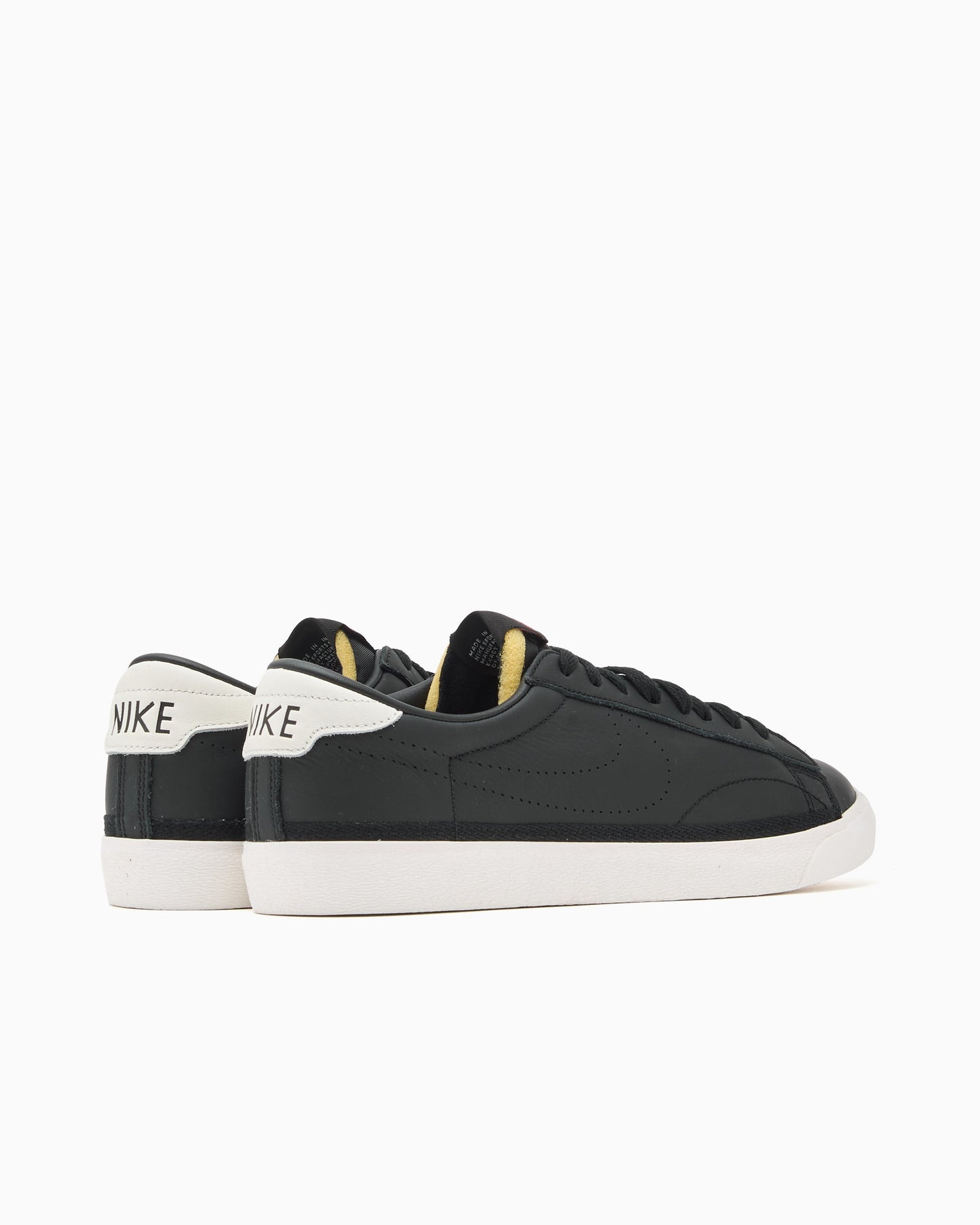 Nike Tennis Classic AC
