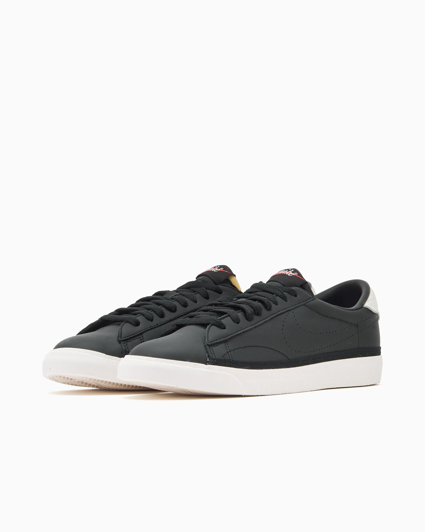 Nike Tennis Classic AC