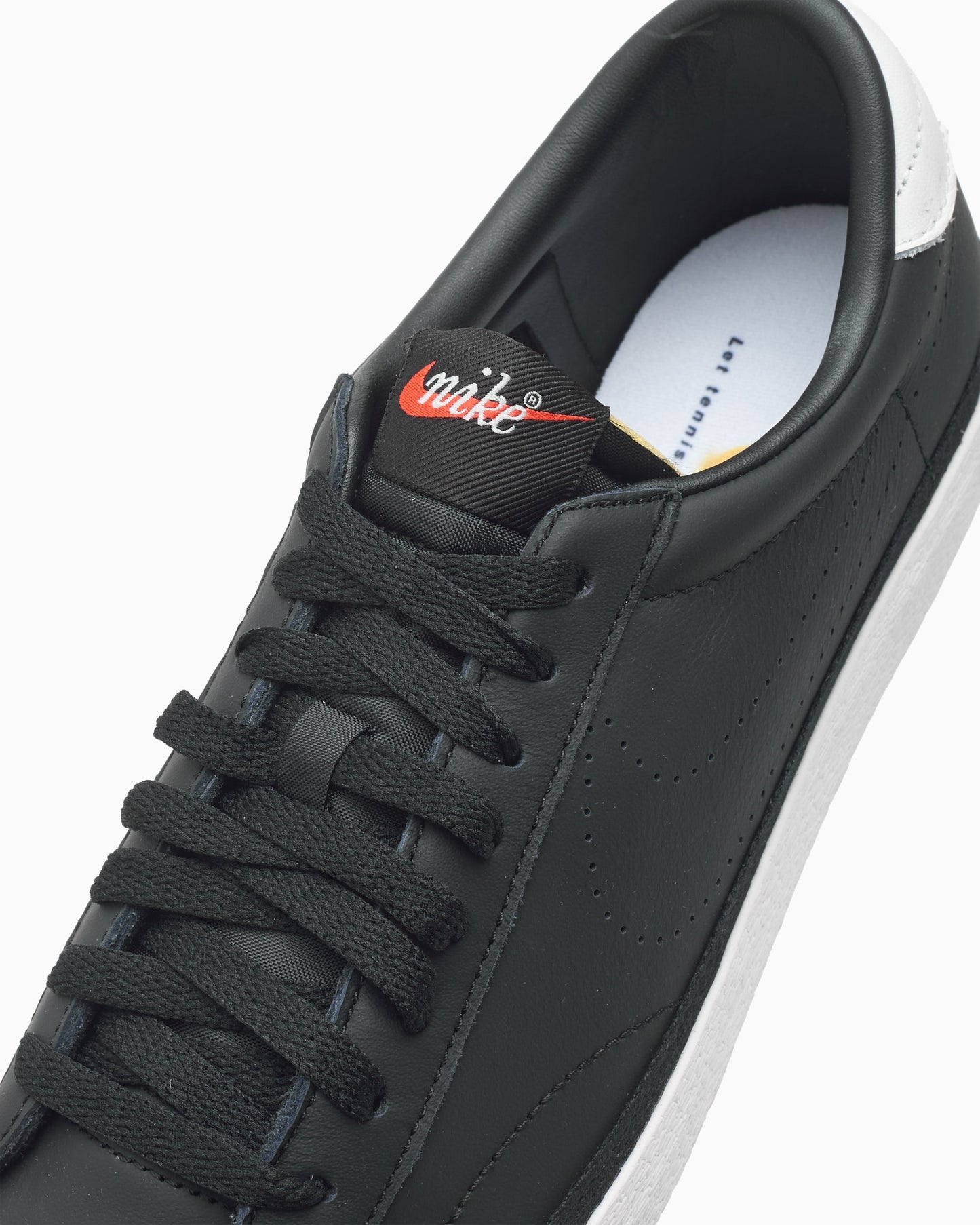 Nike Tennis Classic AC