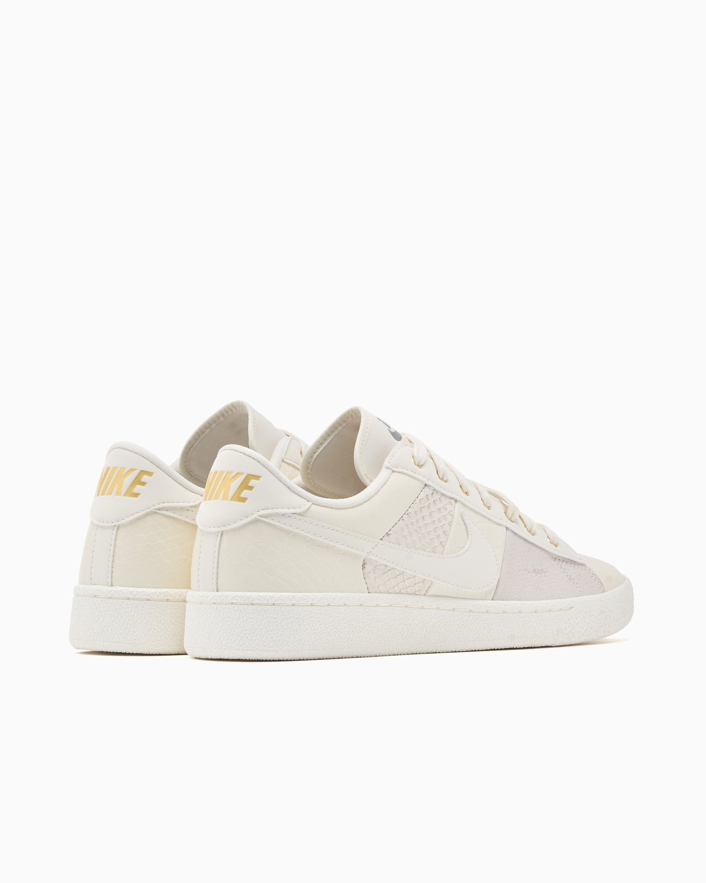 Nike Tennis Classic CS Premium