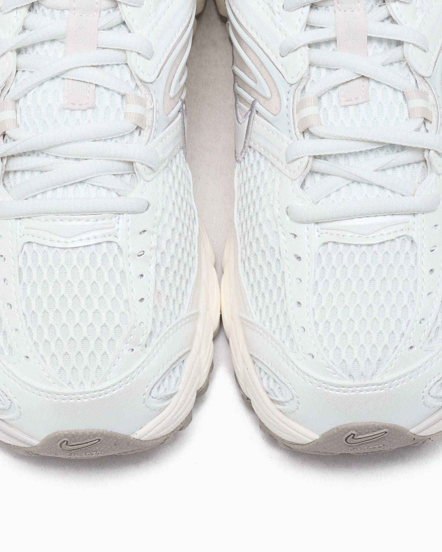 Nike Women's Air Max Moto 2K