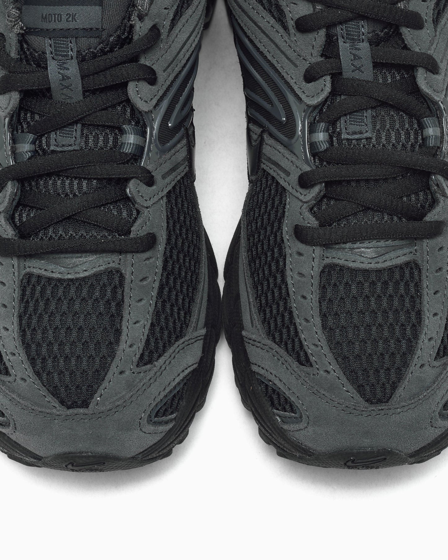 Nike Women's Air Max Moto 2K SE