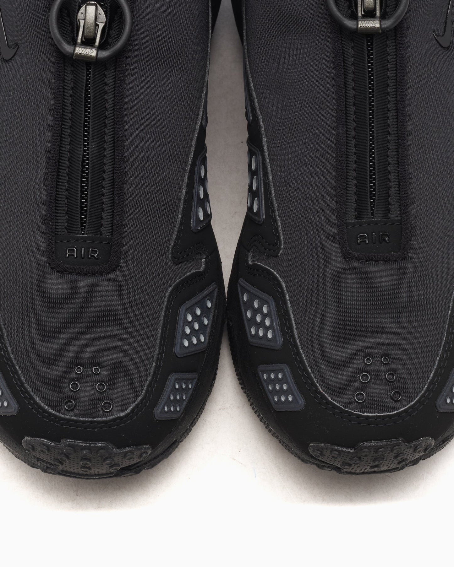 Nike Women's Air Max SNDR "Black"
