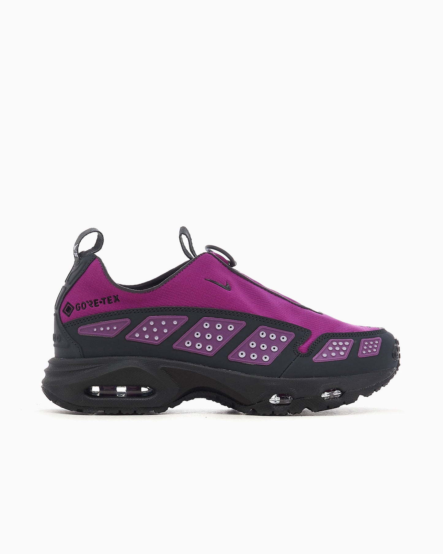 Nike Women's Air Max SNDR Gore-Tex® "Bold Berry"