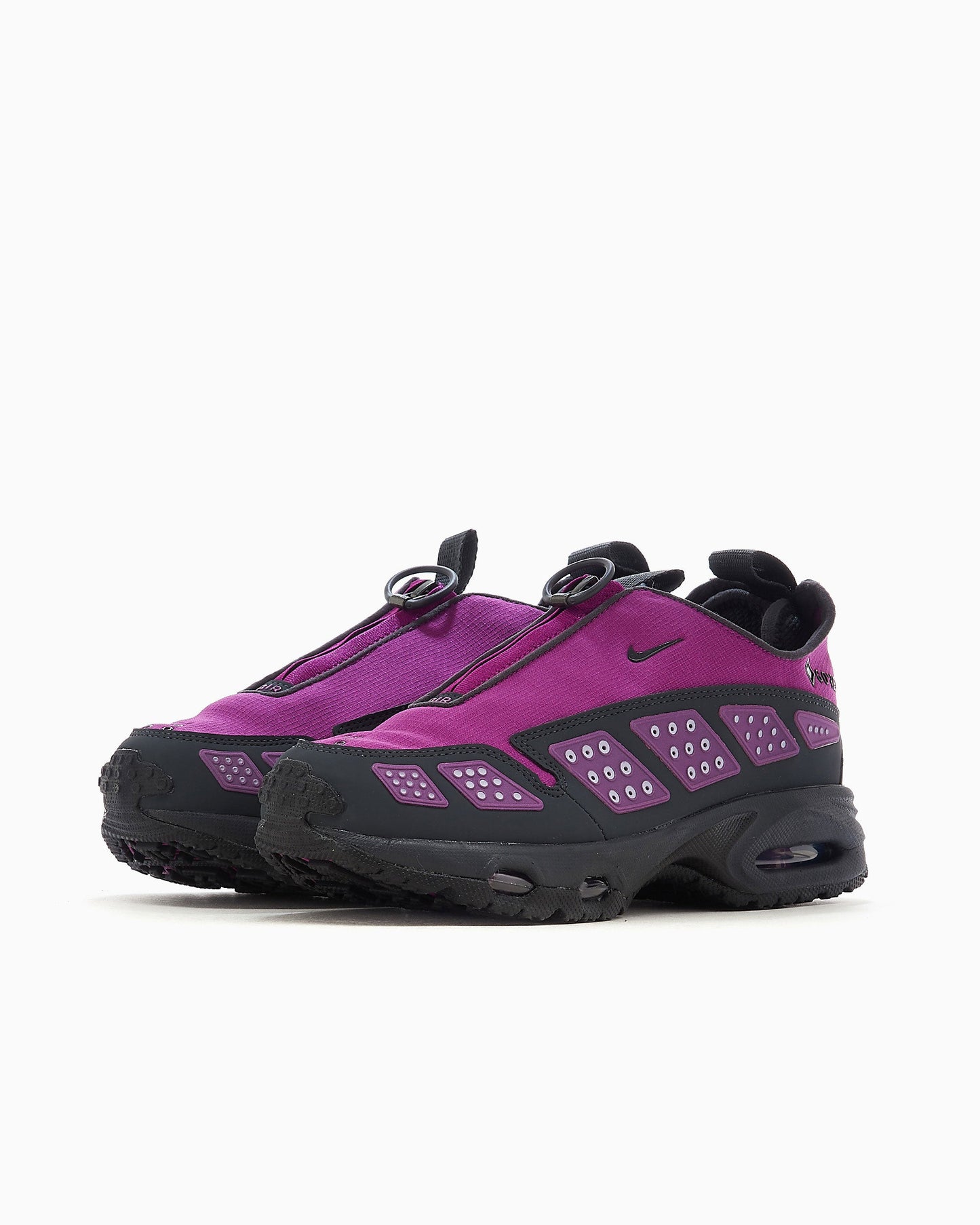 Nike Women's Air Max SNDR Gore-Tex® "Bold Berry"