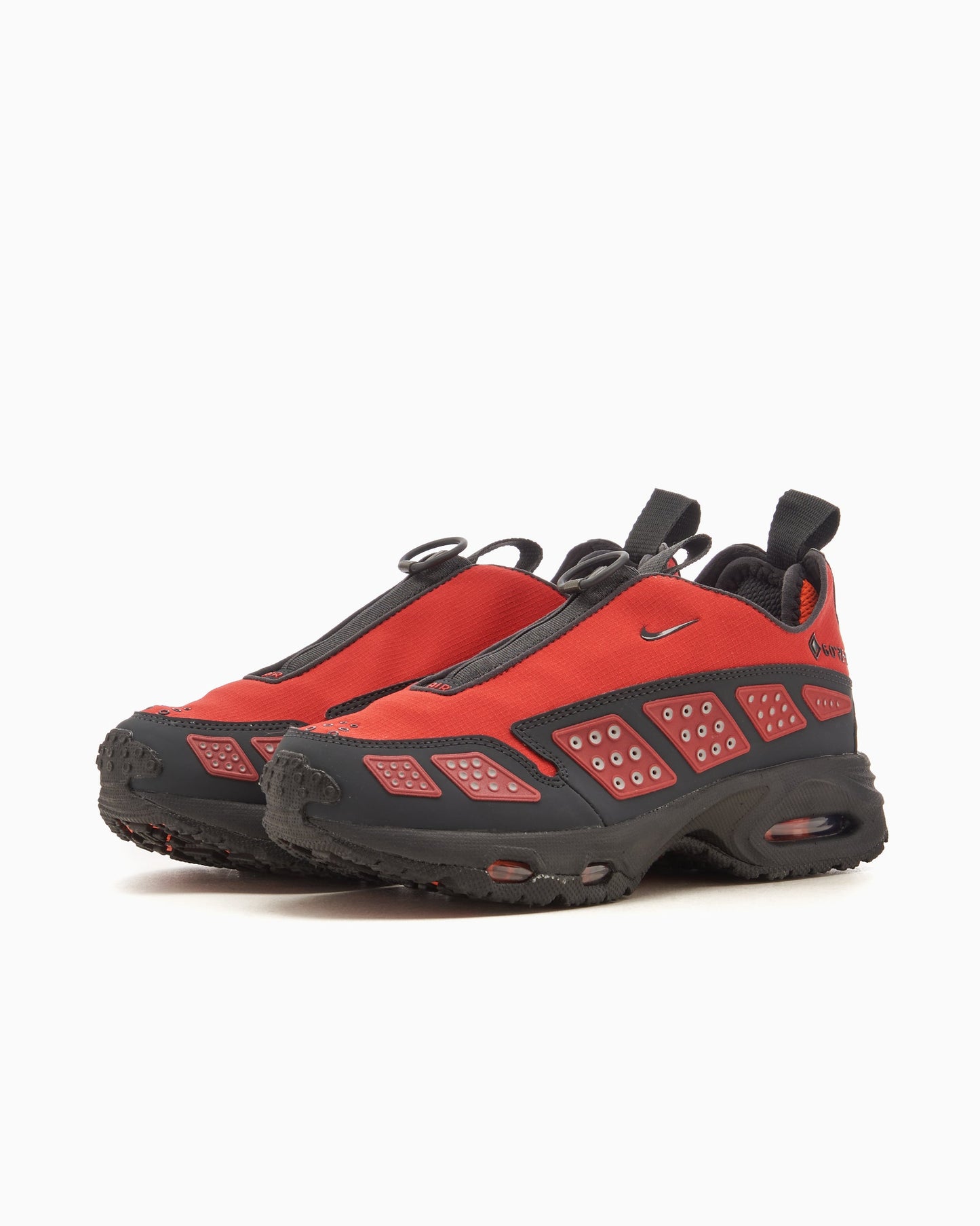 Nike Women's Air Max SNDR Gore-Tex® "Fire Red"