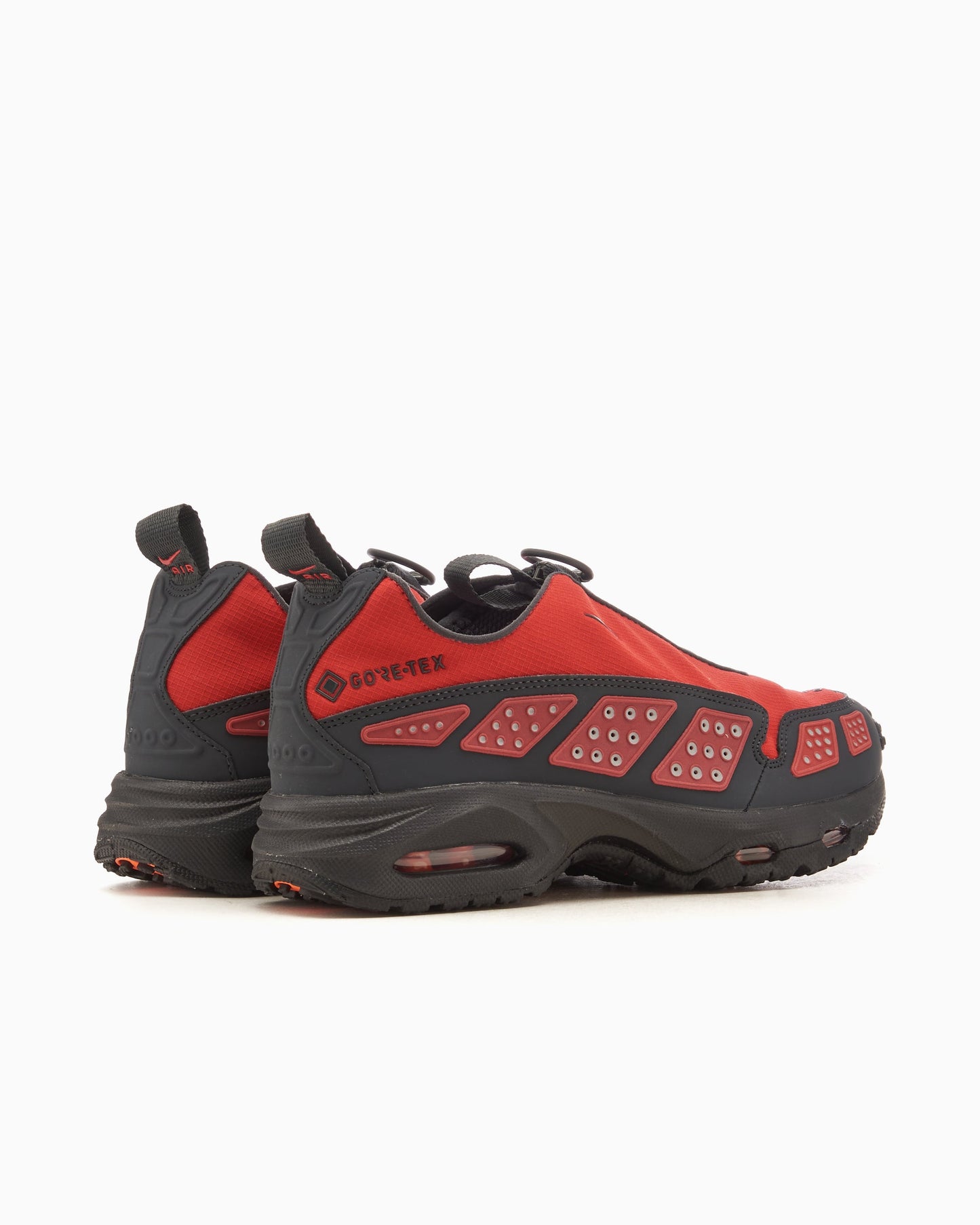 Nike Women's Air Max SNDR Gore-Tex® "Fire Red"