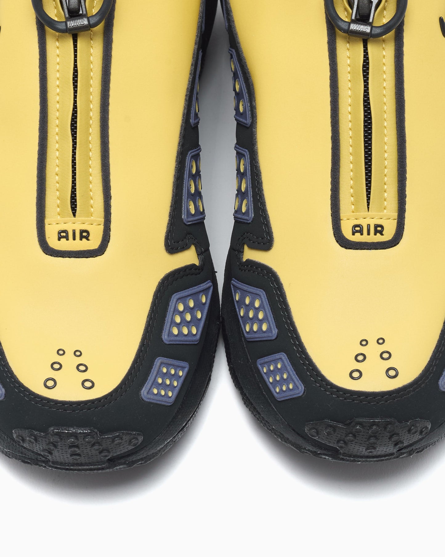 Nike Women's Air Max SNDR