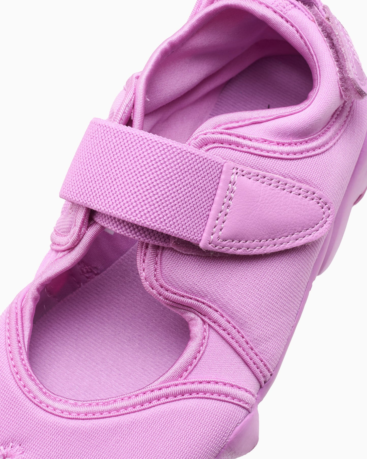 Nike Women's Air Rift Neo