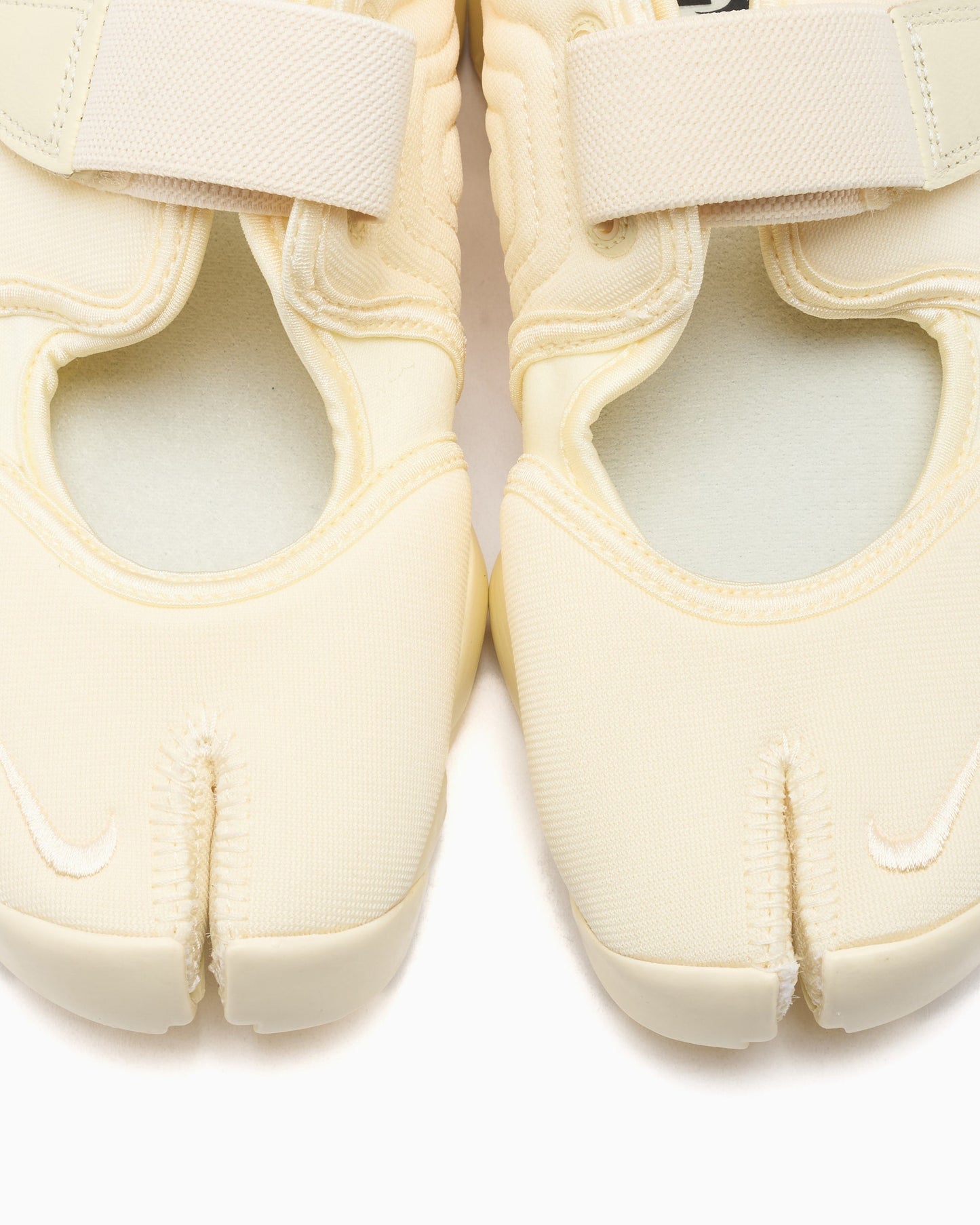 Nike Women's Air Rift Neo