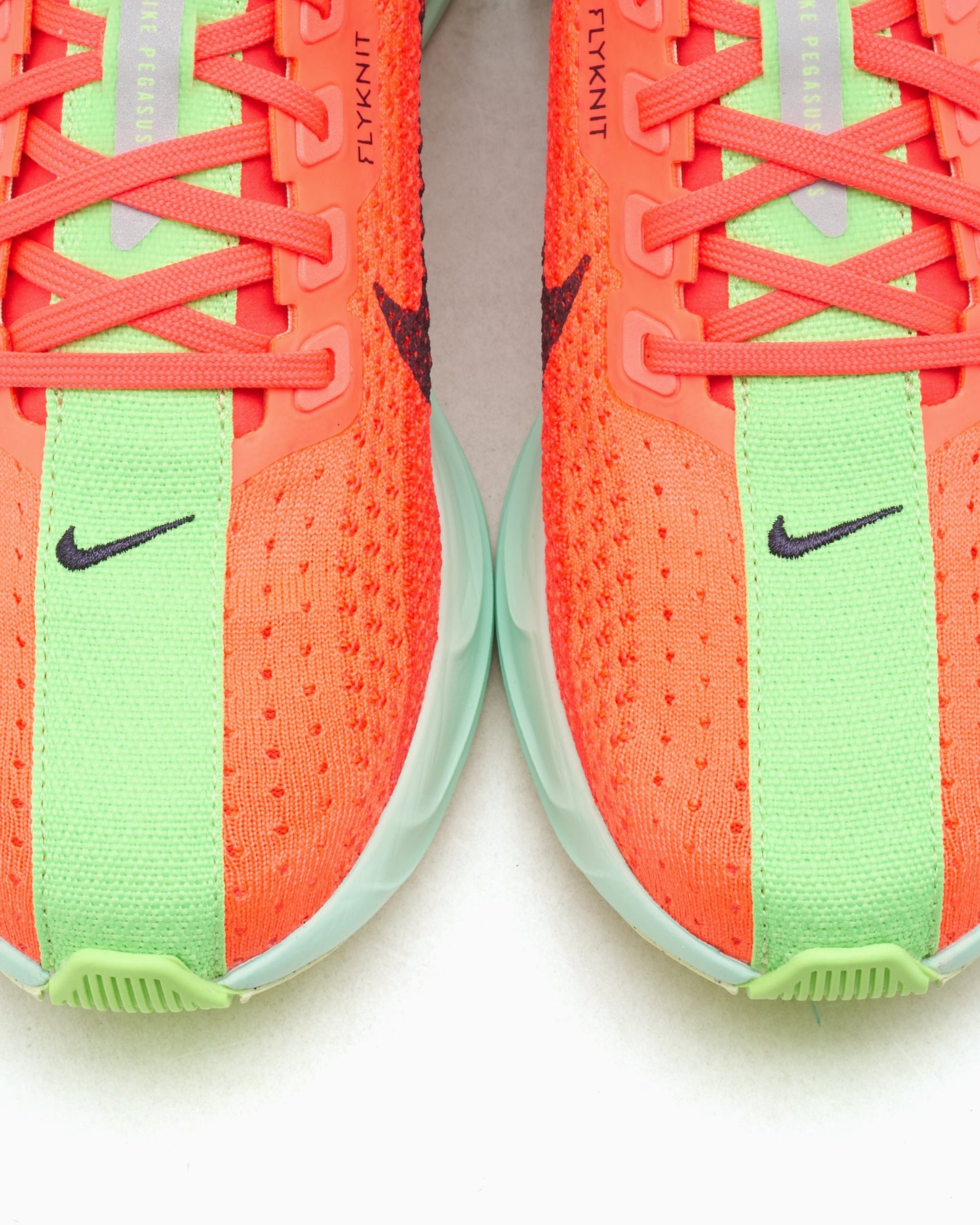 Nike Women's Pegasus Plus
