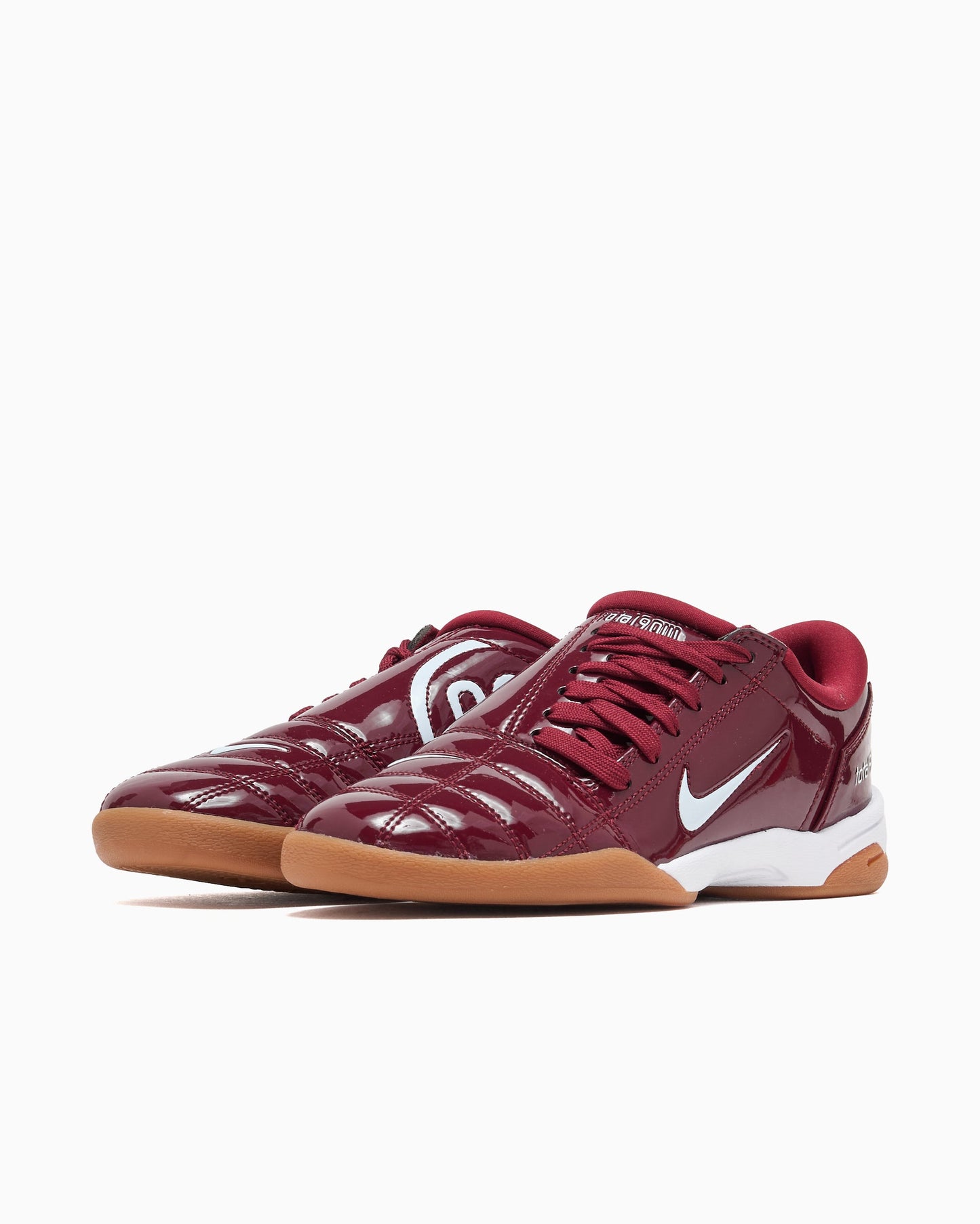 Nike Women's Total 90