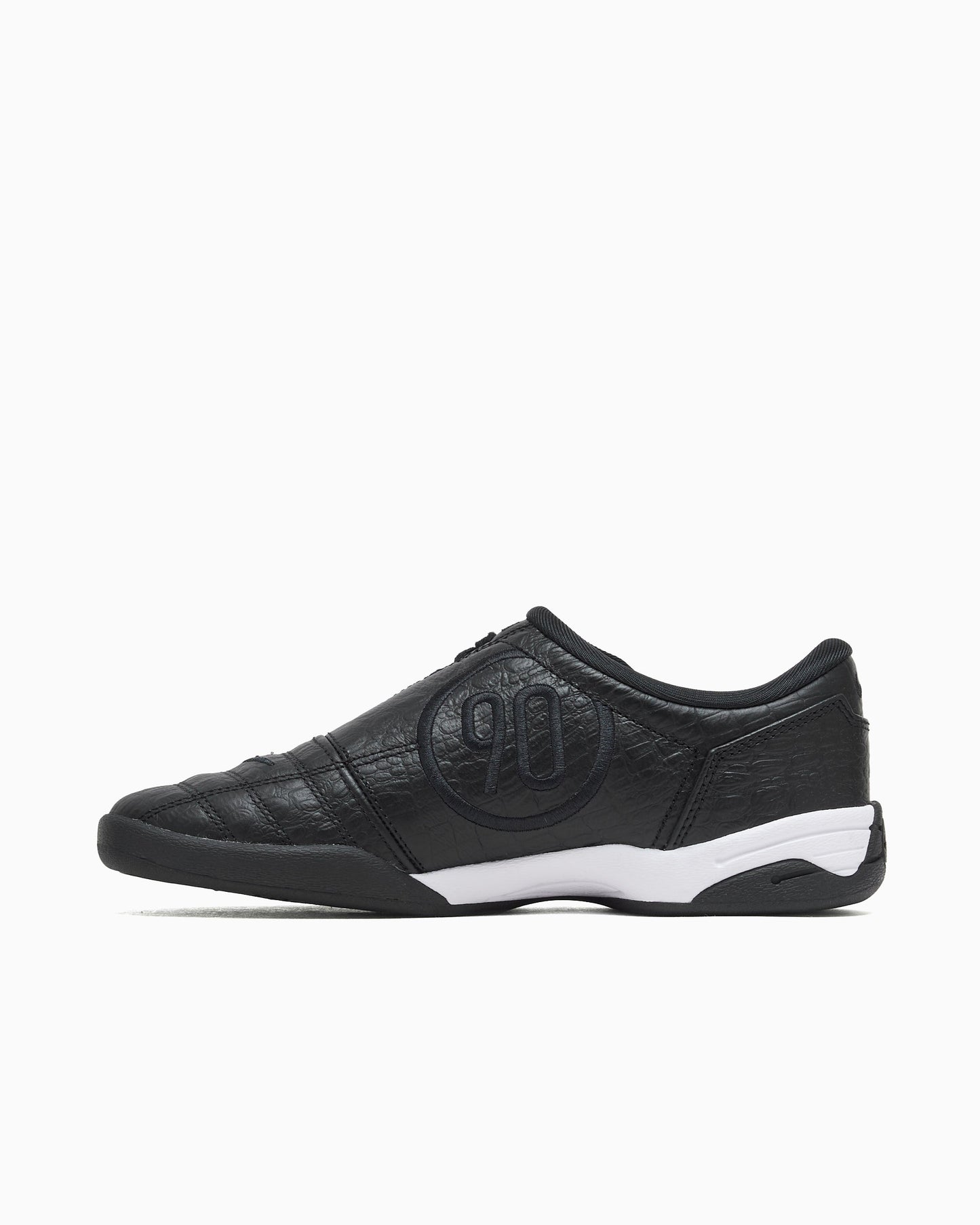 Nike Women's Total 90