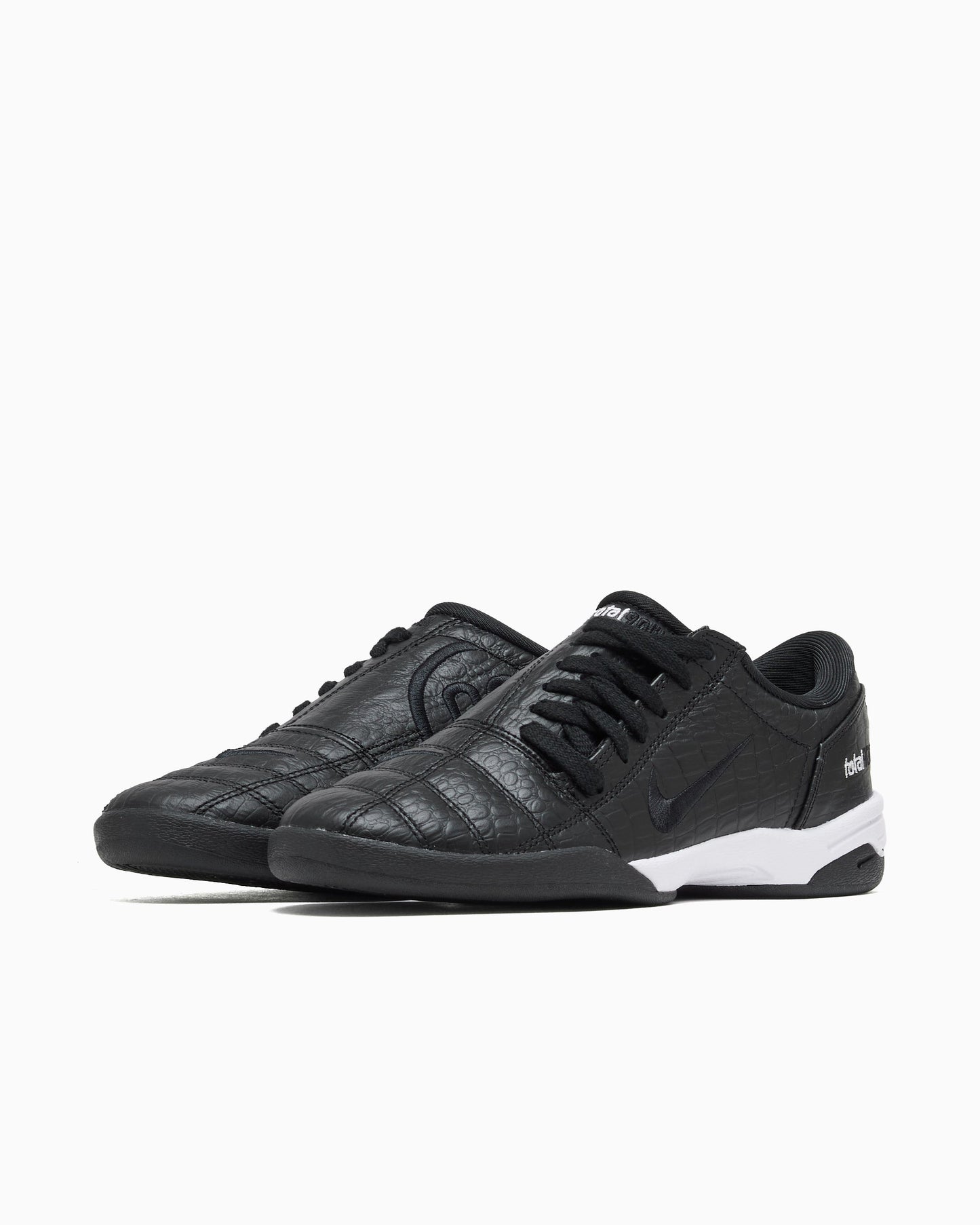Nike Women's Total 90