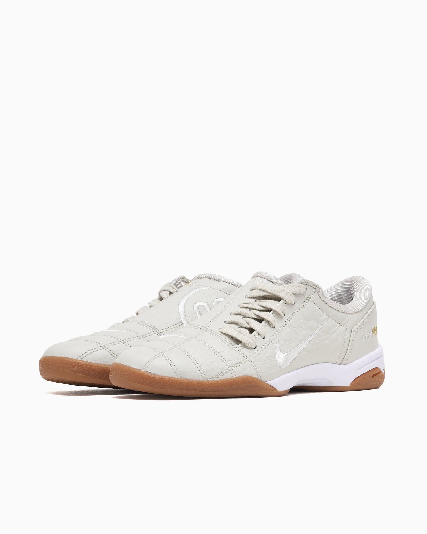 Nike Women's Total 90