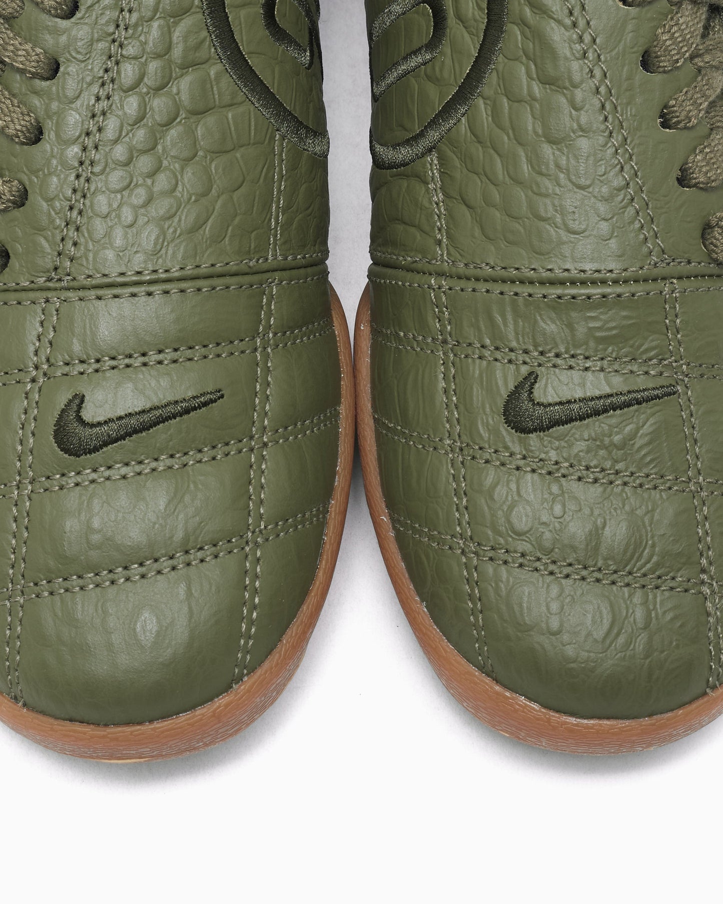 Nike Women's Total 90