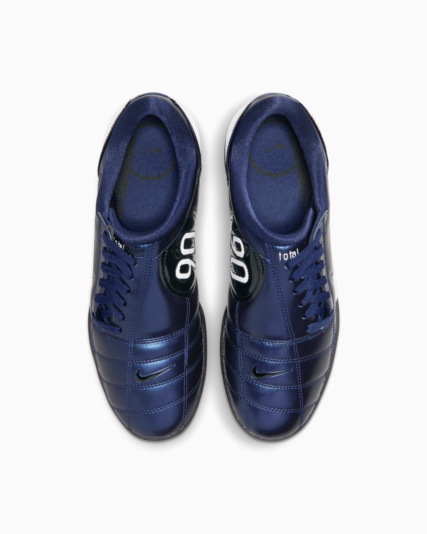 Nike Women's Total 90
