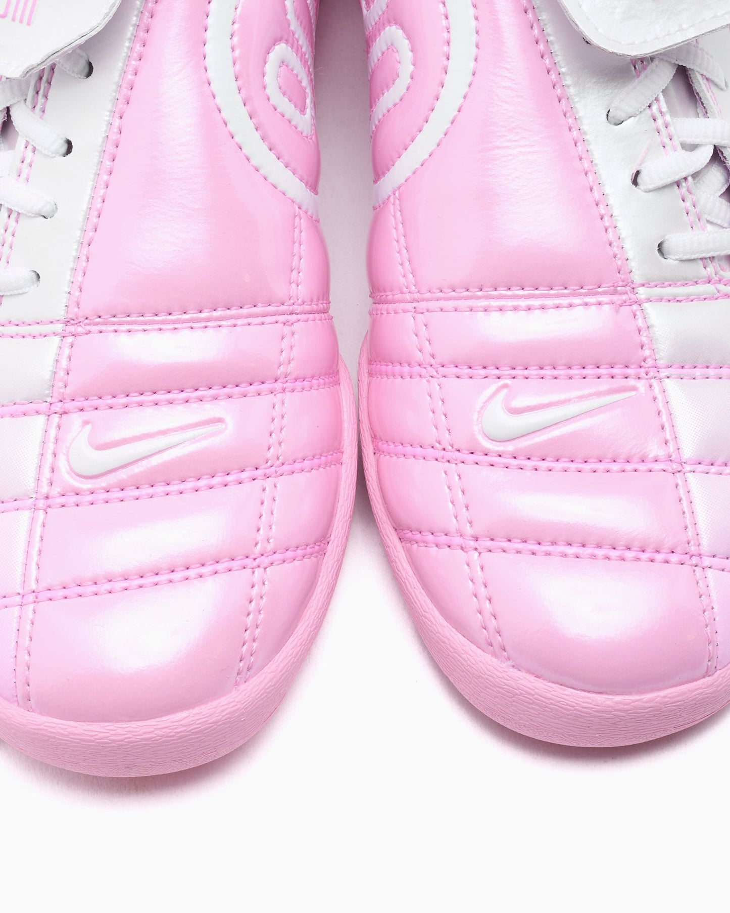 Nike Women's Total 90 SE