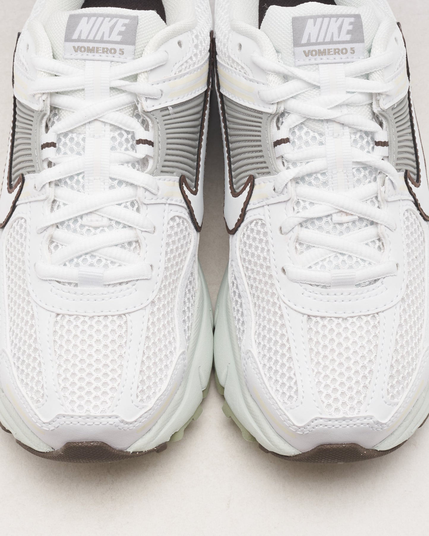 Nike Women's Zoom Vomero 5