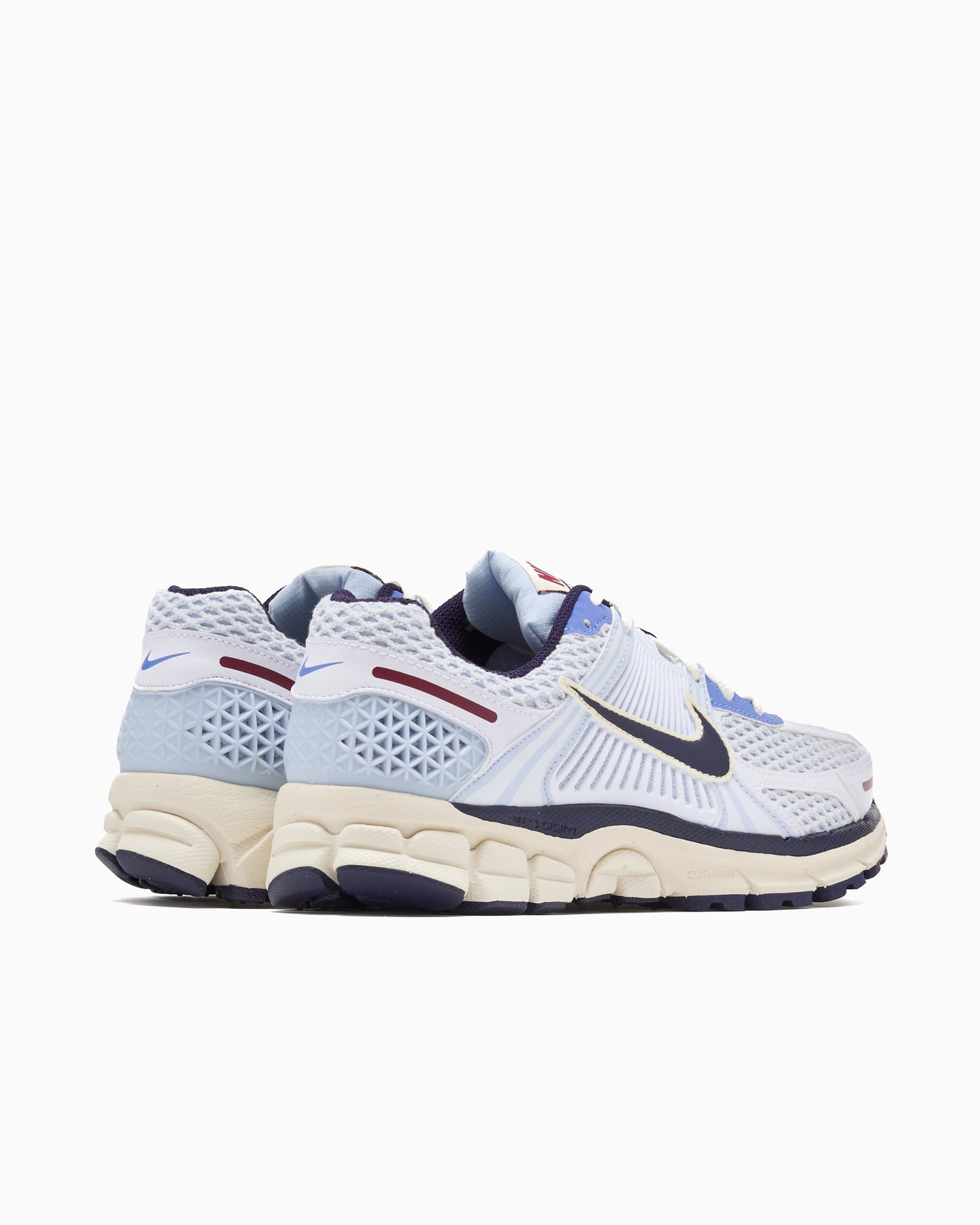 Nike Women's Zoom Vomero 5
