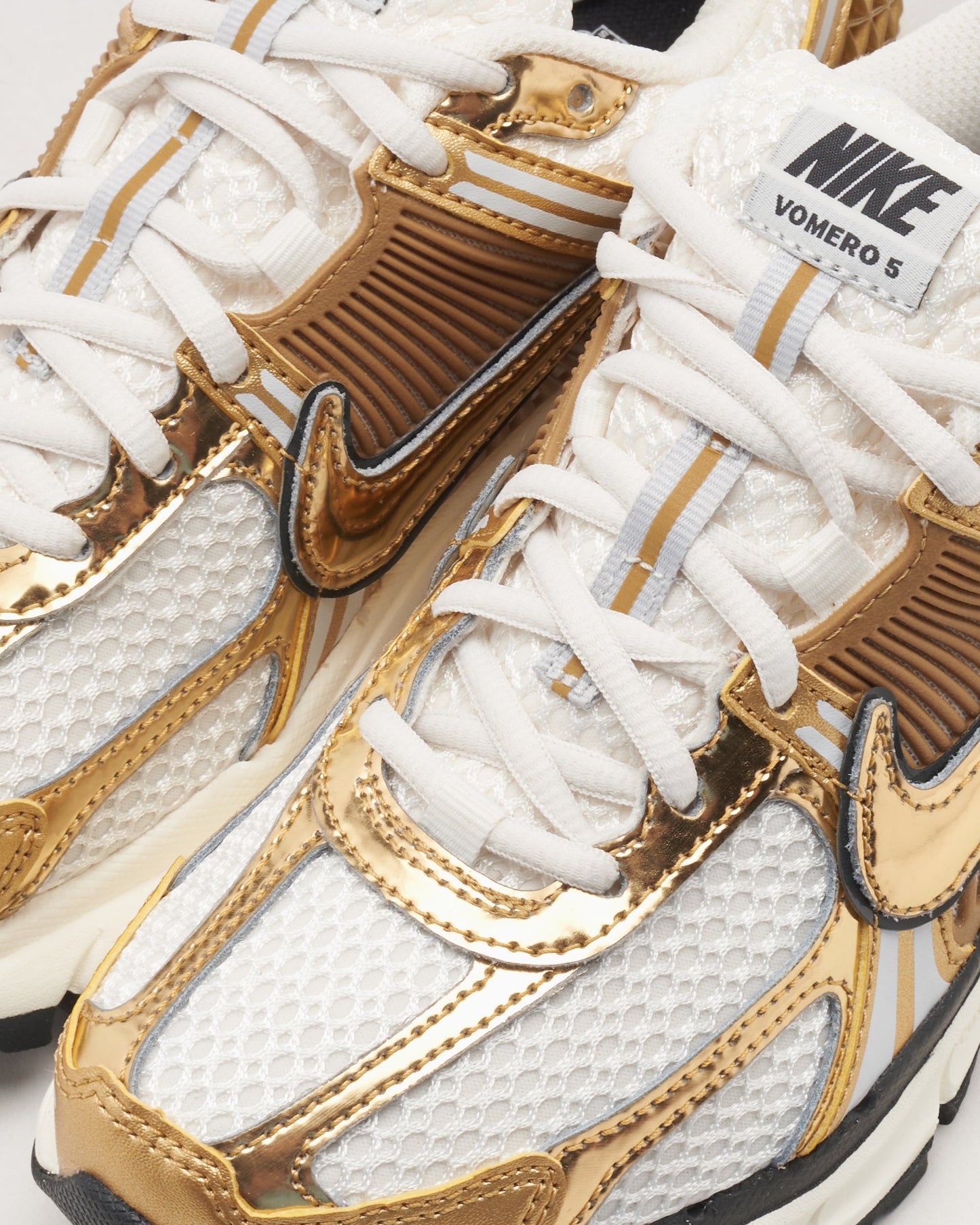 Nike Women's Zoom Vomero 5 "Gold"