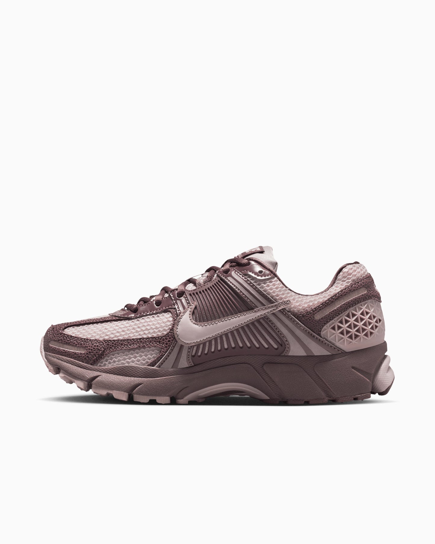 Nike Women's Zoom Vomero 5