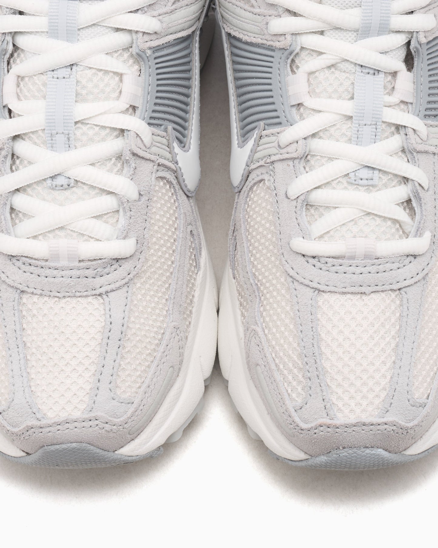Nike Women's Zoom Vomero 5 "Pure Platinum"