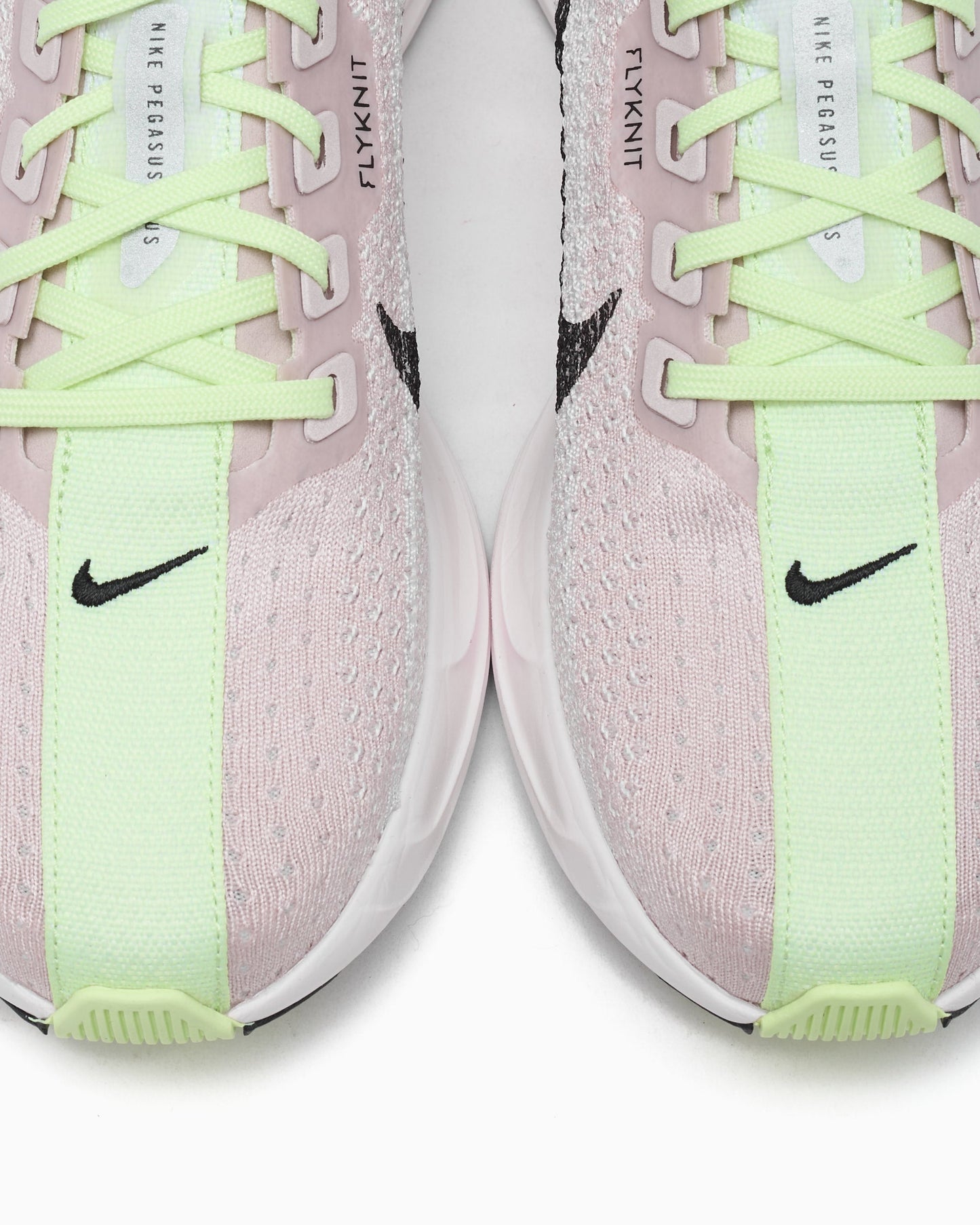 Nike Women's ZoomX Pegasus Plus