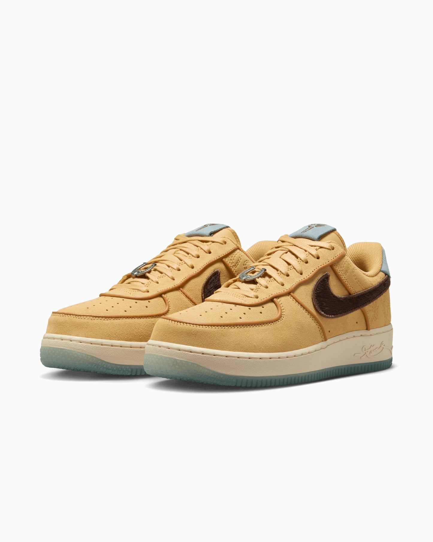 Nike x Kobe Bryant Air Force 1 Low Protro "Siempre Mio"