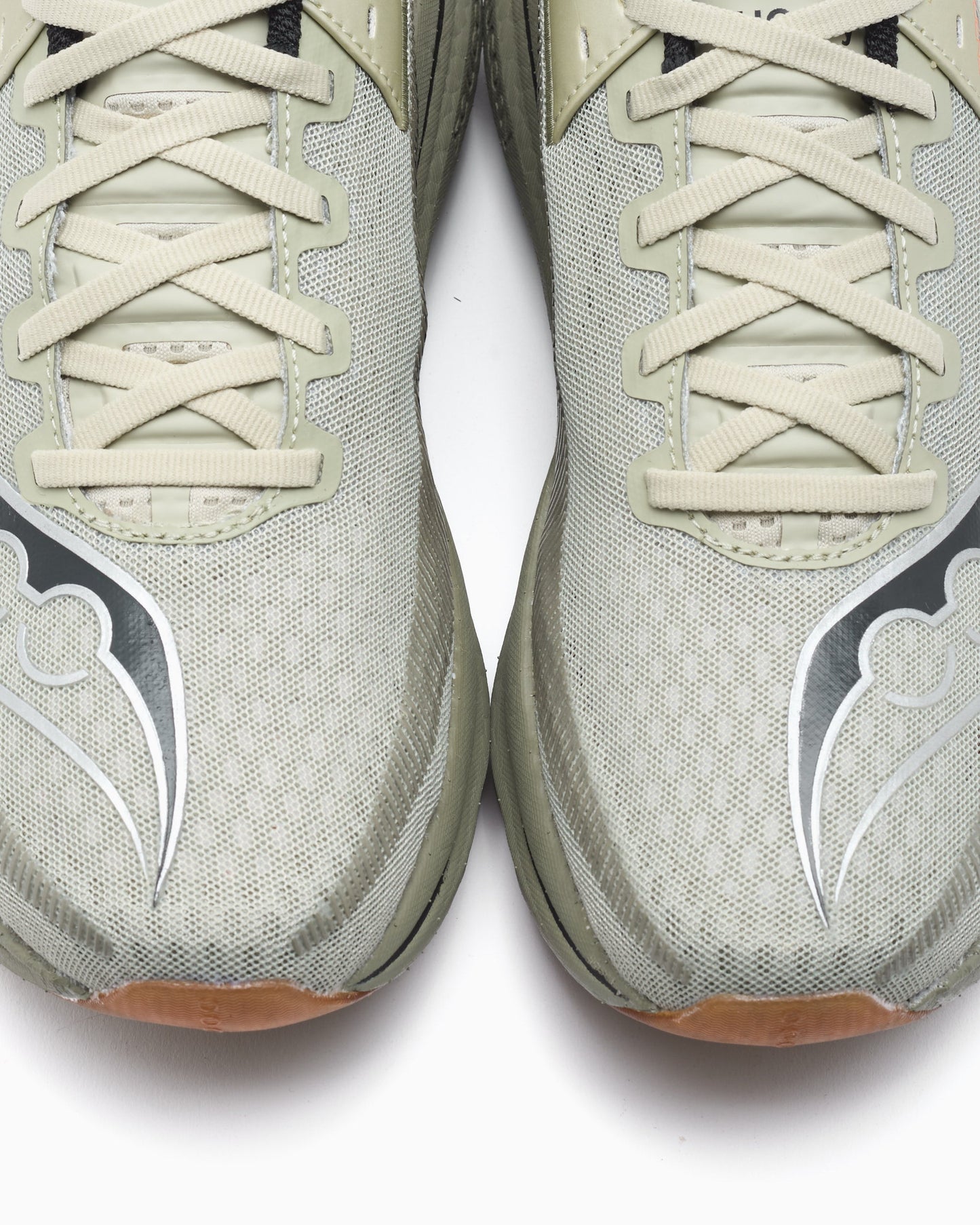 Saucony Endorphin Azura