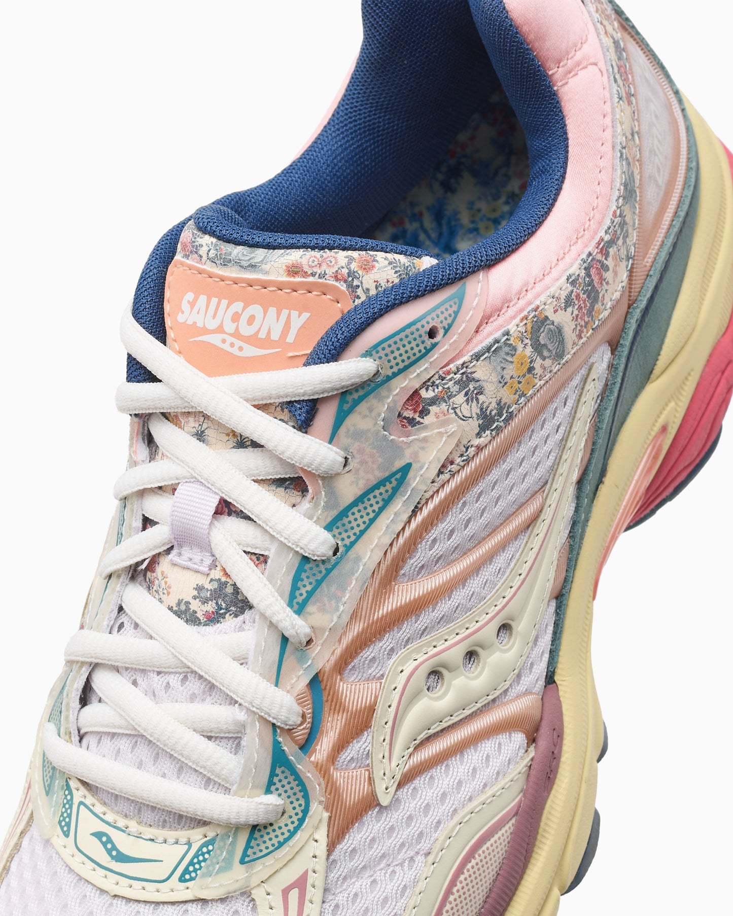 Saucony Progrid OMNI 9 "Kissaten"