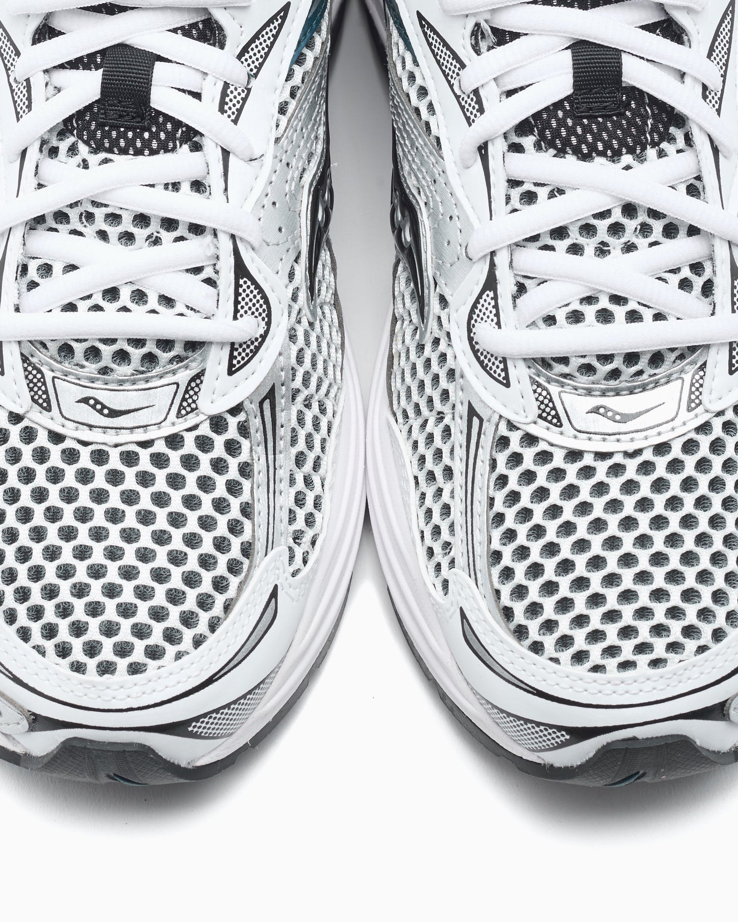 Saucony Progrid OMNI 9