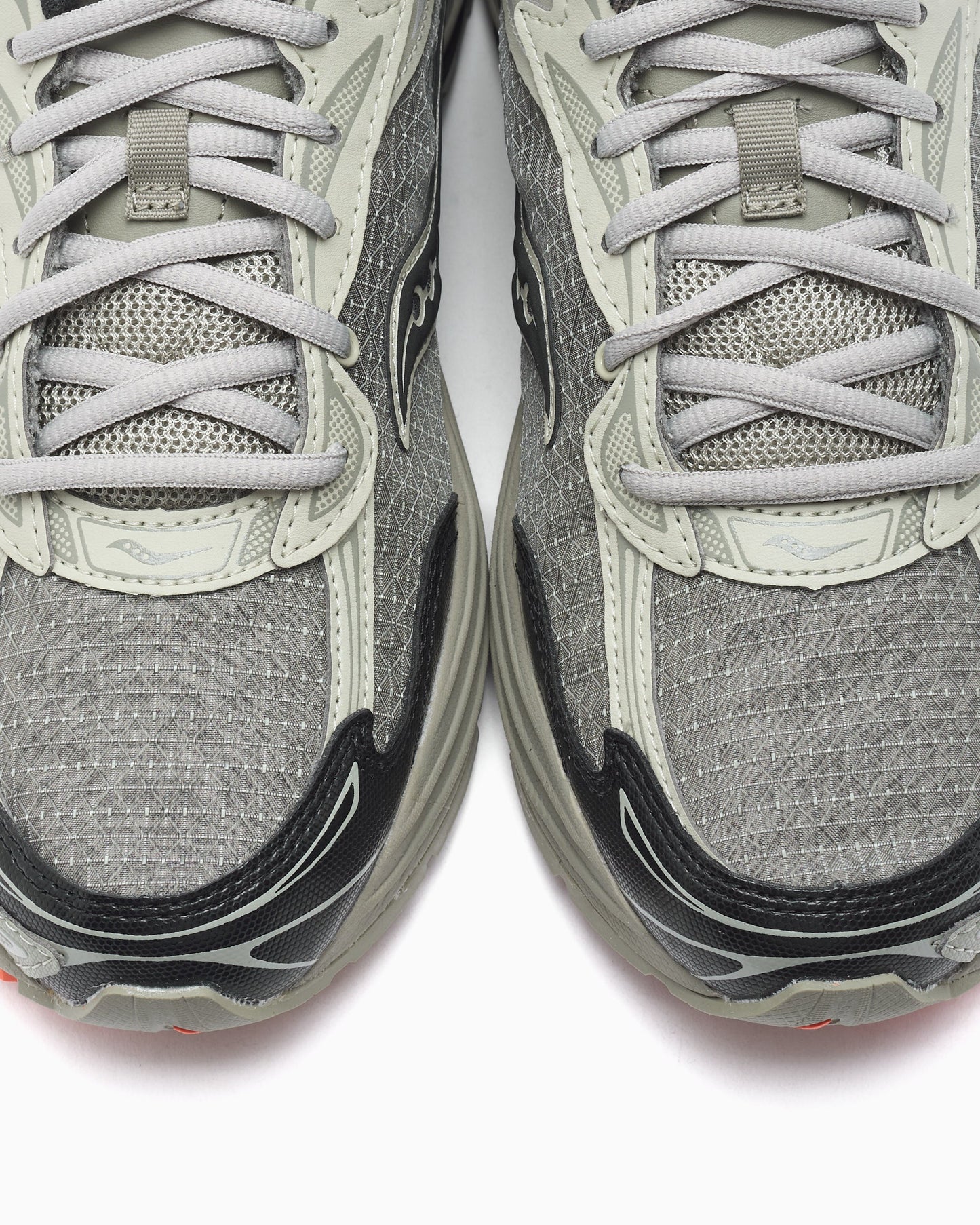 Saucony Progrid OMNI 9