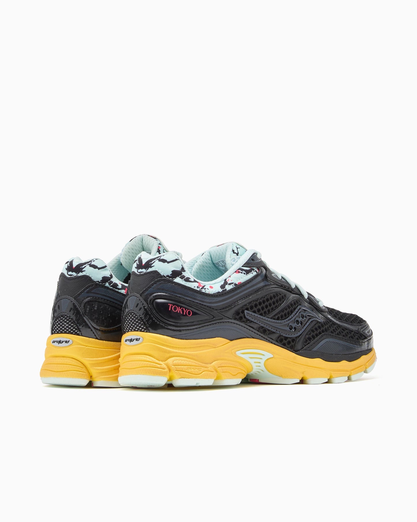 Saucony Progrid OMNI 9 "Tokyo Edition"